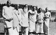 Sivanand's Senior Disciples In North America